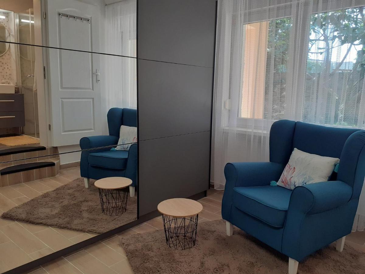 Apartment Hana With A Private Pool Малинська Екстер'єр фото